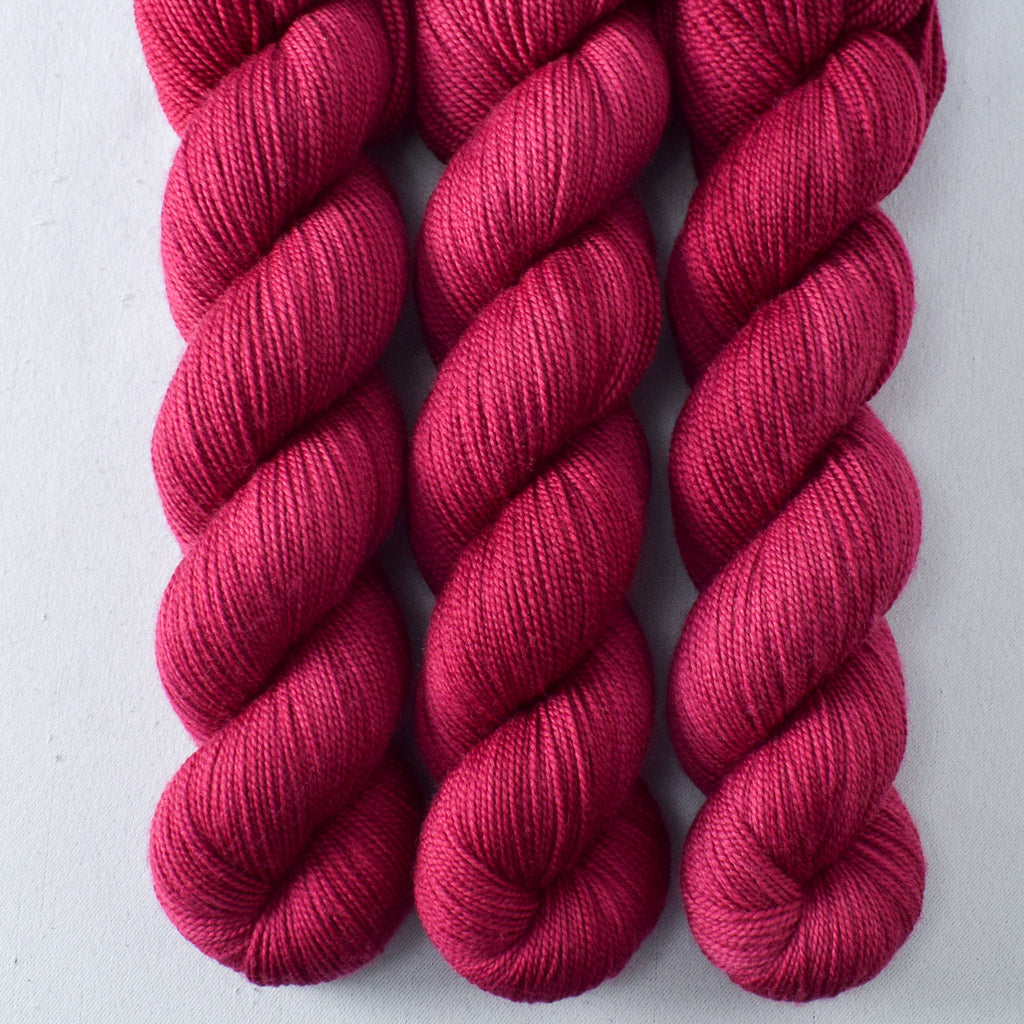 Aubusson - Miss Babs Yummy 2-Ply superwash Merino wool yarn