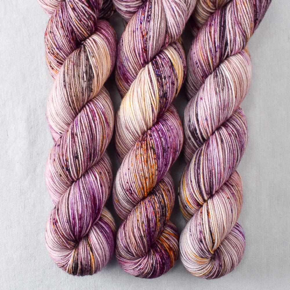 Autumn Toad Lily - SAFF 2023 - Miss Babs Putnam yarn