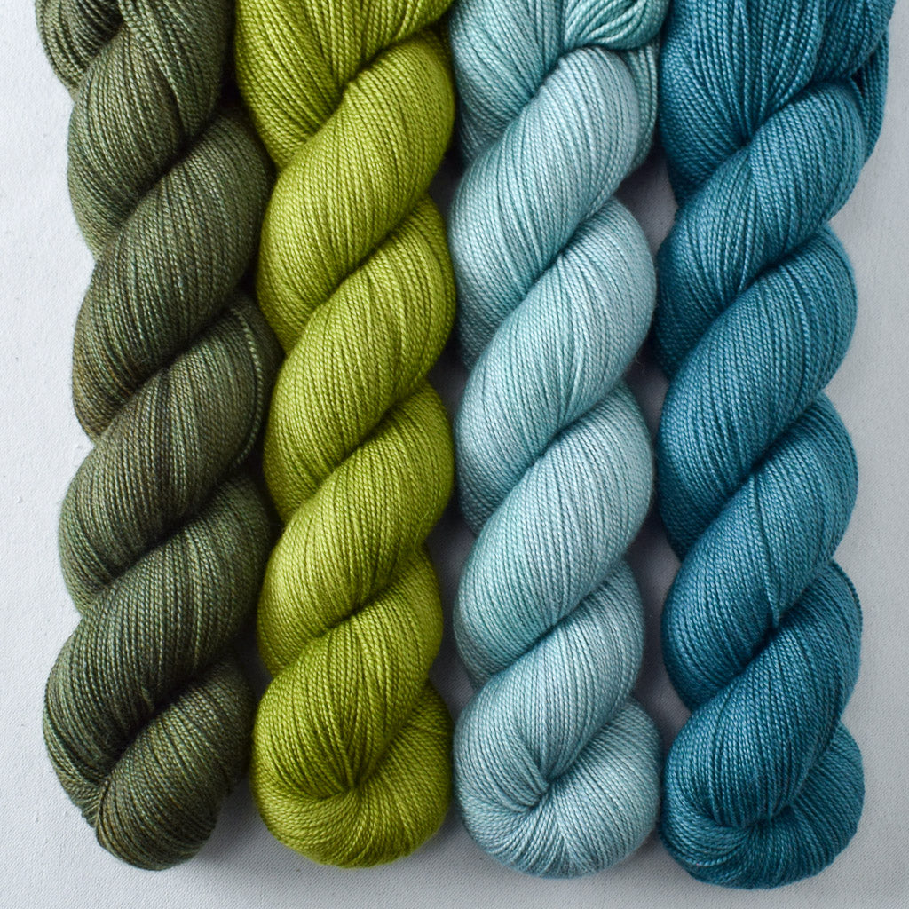 Back Off, Man! - Miss Babs Avon Who You Gonna Shawl? Set