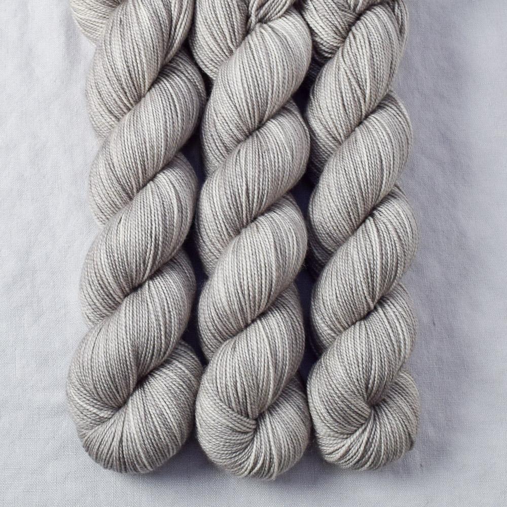 Baham - Miss Babs Yummy 2-Ply superwash Merino wool yarn