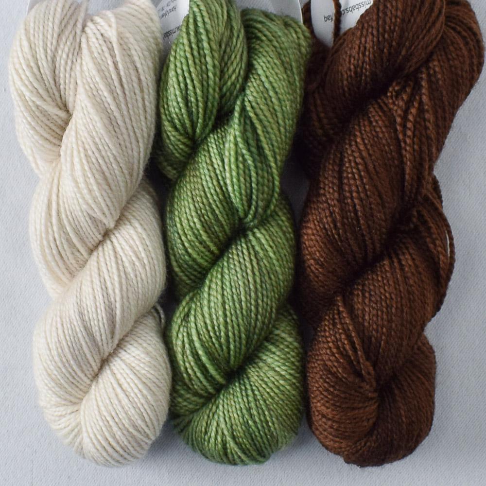 Berries, Leaves, and Vines Set: Dark Chocolate, Snail, Plover - Miss Babs Toe Trio