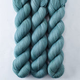 Beryl - Miss Babs Avon yarn