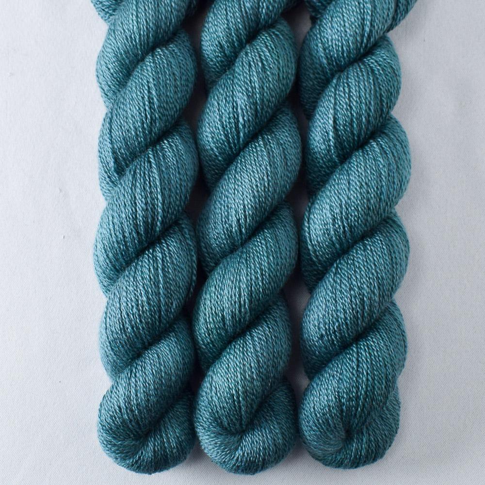 Beryl - Miss Babs Yet yarn