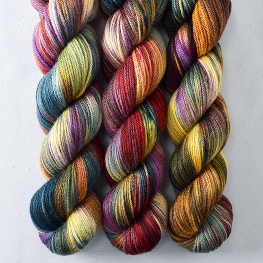 Bewitching - Miss Babs Killington 350 yarn