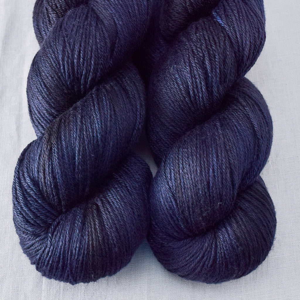 Blackbird - Miss Babs Big Silk wool and silk blend yarn