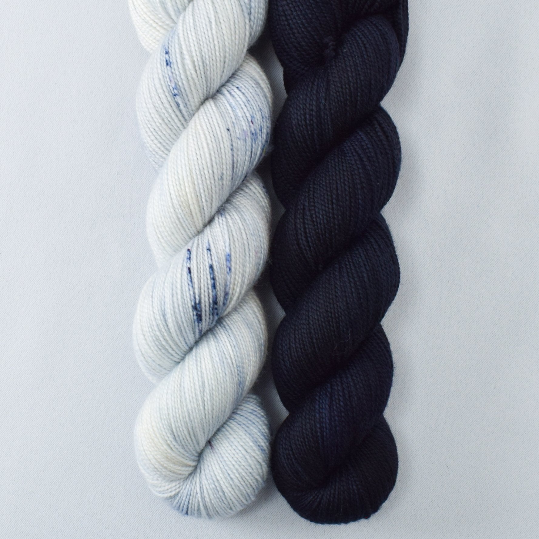 Blackbird, Camp Mug - Miss Babs 2-Ply Duo