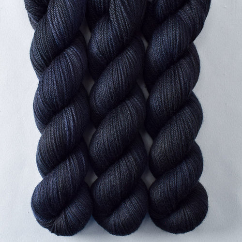 Blackbird - Miss Babs Killington wool and silk blend yarn