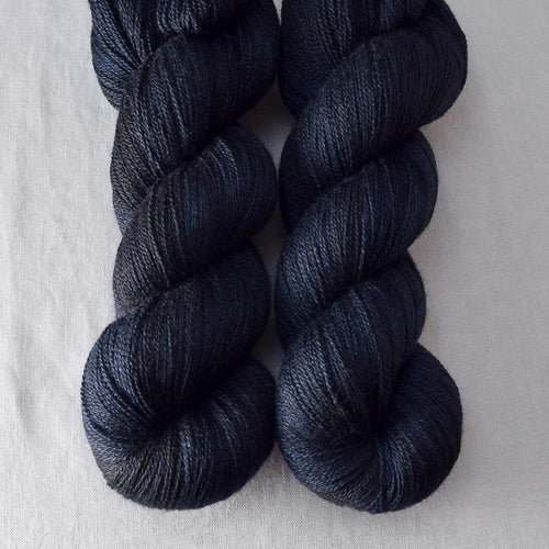 Blackbird - Miss Babs Yearning yarn