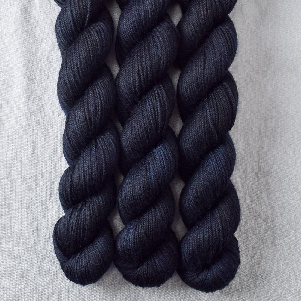 Blackbird - Miss Babs Yowza Mini superwash Merino wool yarn