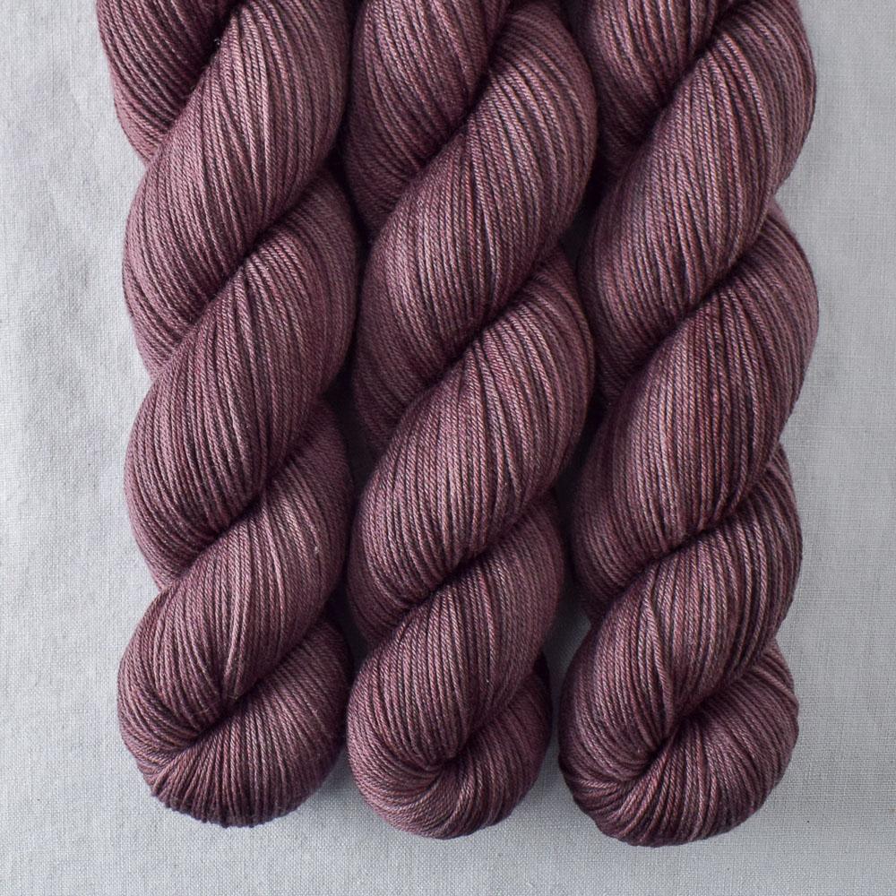 Black Salt - Miss Babs Putnam yarn