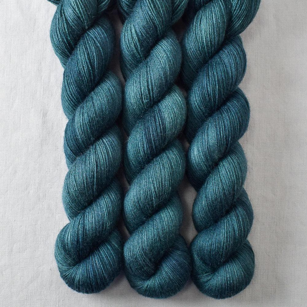 Blackwatch - Miss Babs Katahdin 600 yarn