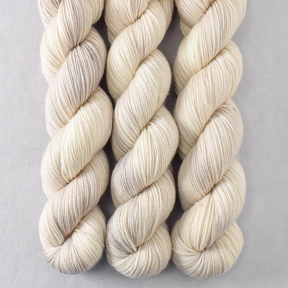 Blizzard - Miss Babs Yummy 2-Ply superwash Merino wool yarn