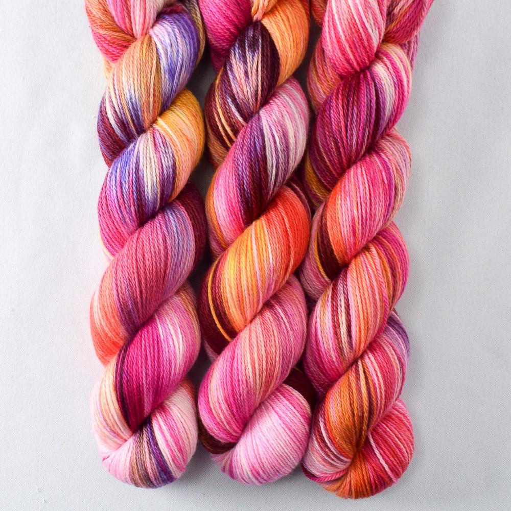 Bloomin Pansies - Miss Babs Caroline merino-cashmere-nylon yarn