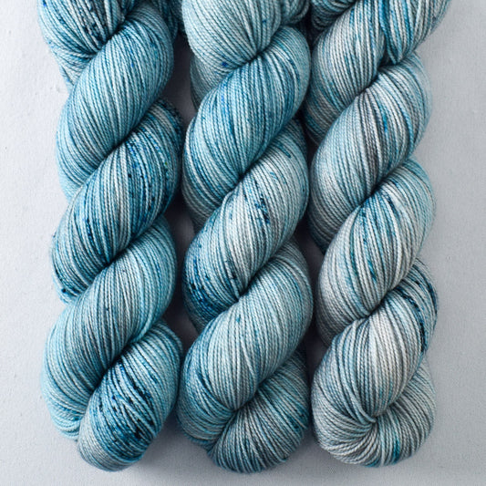 Blue 5 - Miss Babs Yummy 2-Ply yarn