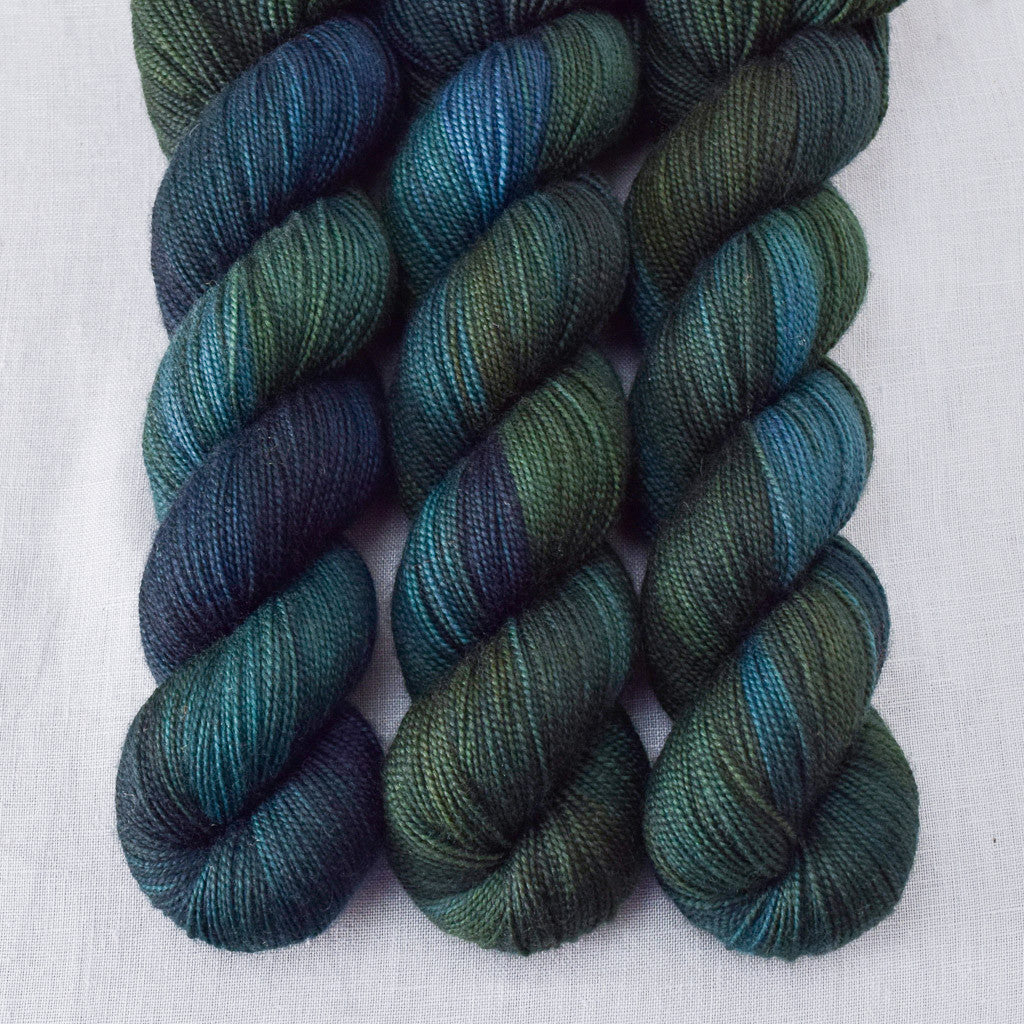 Blue Dasher - Miss Babs Yummy 2-Ply superwash Merino wool yarn