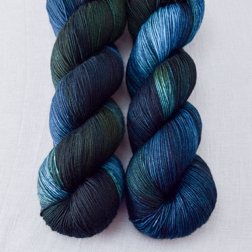 Blue Dasher - Miss Babs Keira yarn