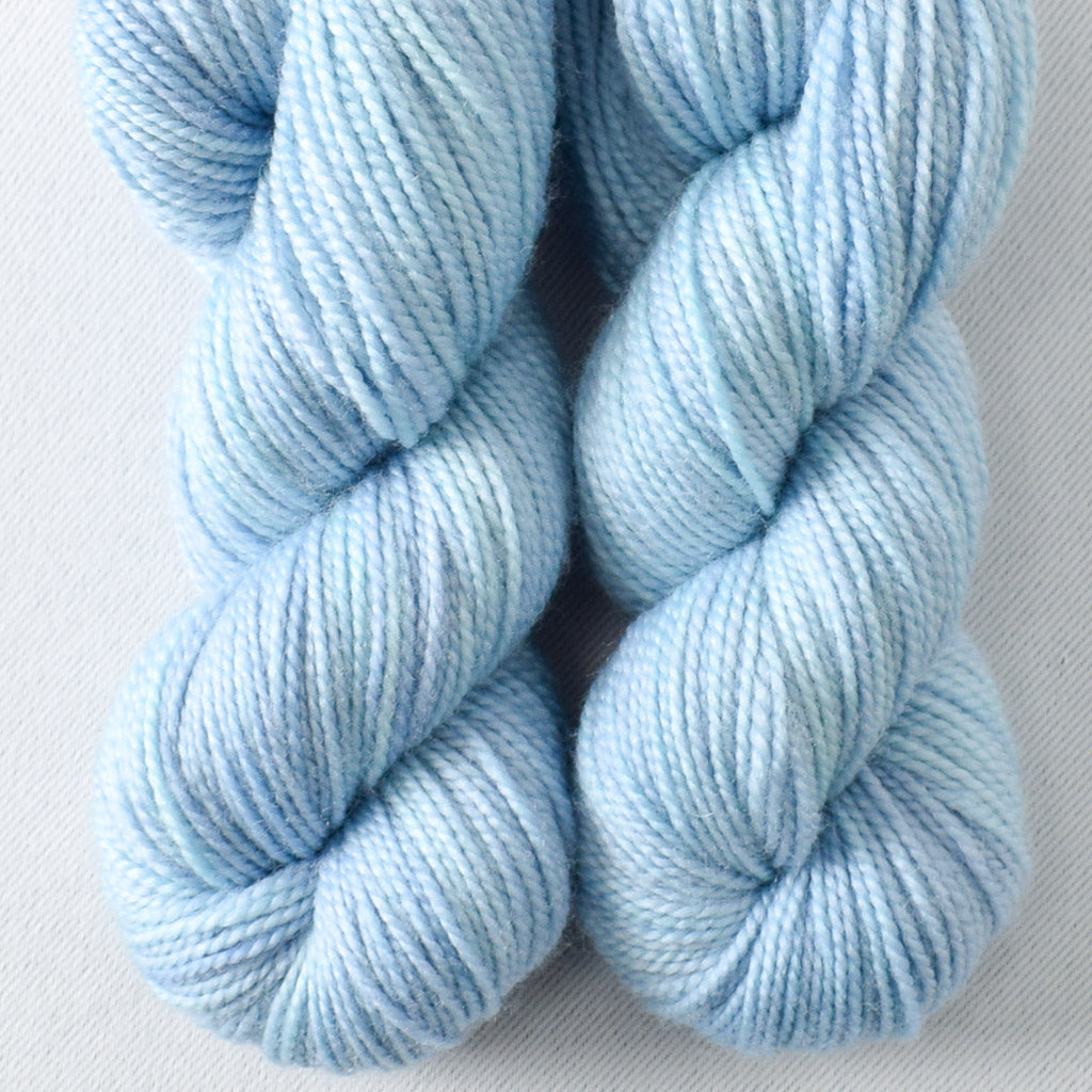 Blue Flax - Miss Babs Yummy 2-Ply Toes superwash Merino wool yarn