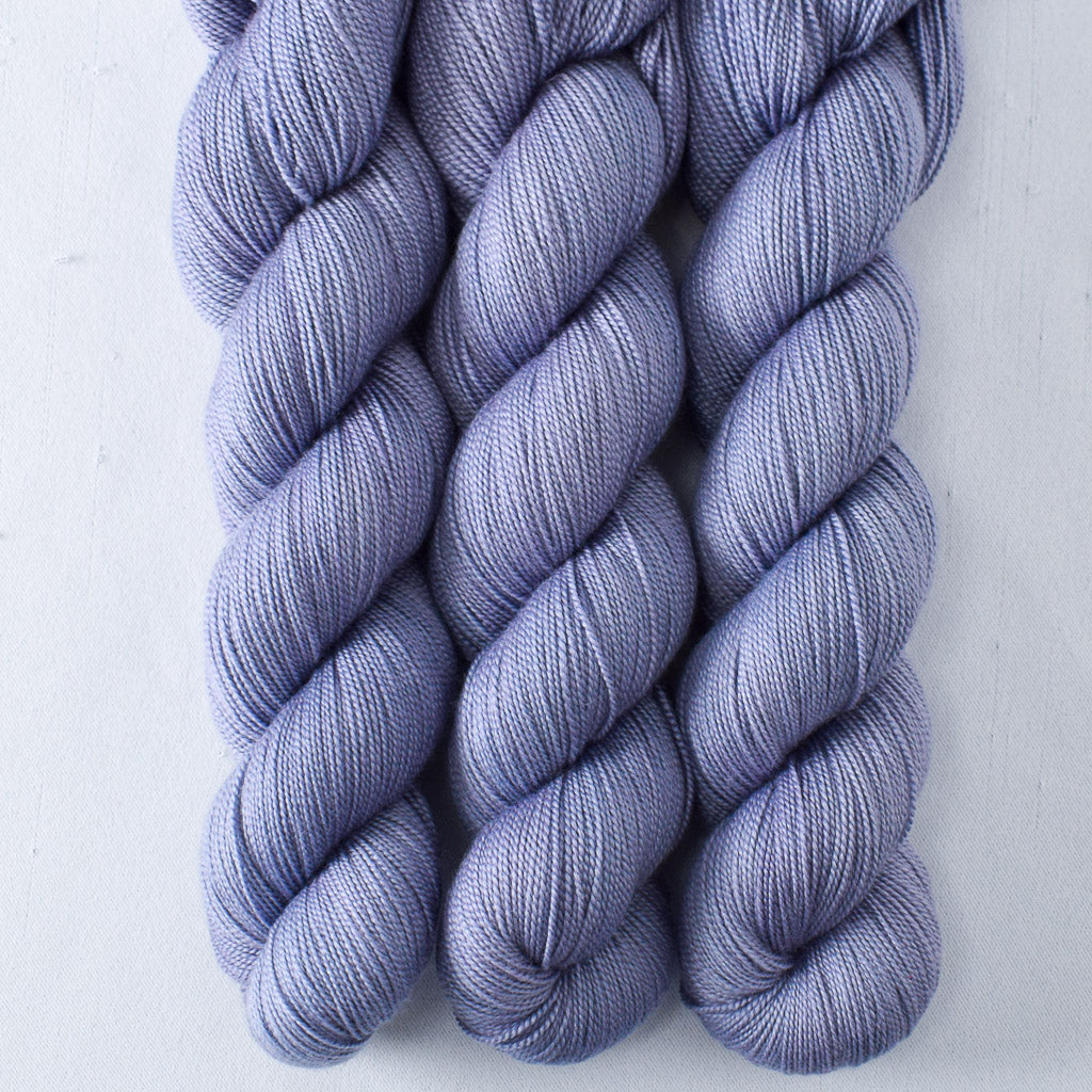 Blue Mussel - Miss Babs Avon yarn