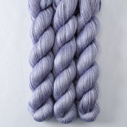 Blue Mussel - Miss Babs Holston yarn