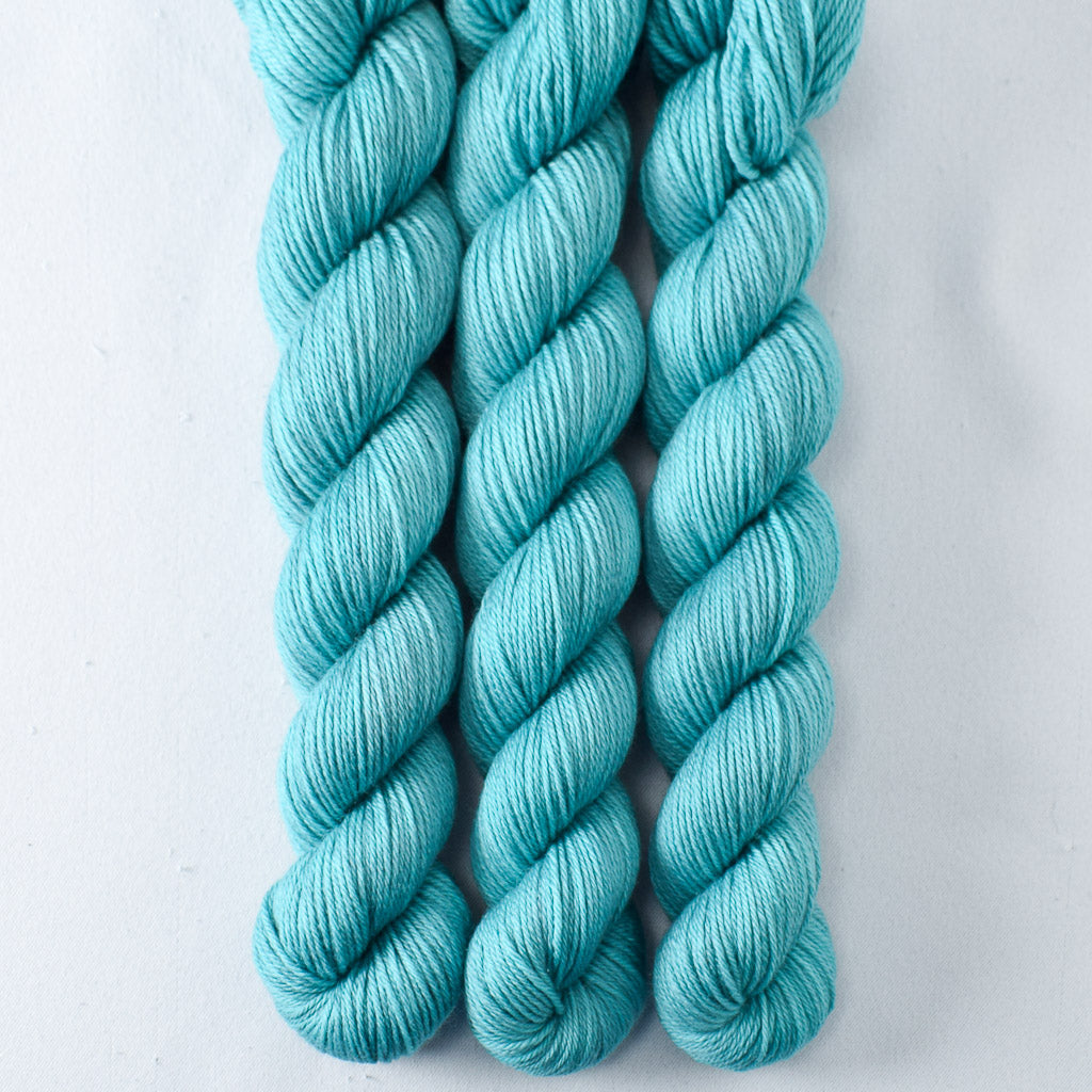 Blue Parakeet - Miss Babs Yowza Mini superwash Merino wool yarn