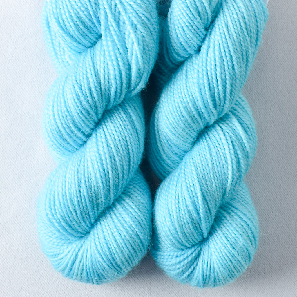 Blue Poppy - Miss Babs Yummy 2-Ply Toes superwash Merino wool yarn