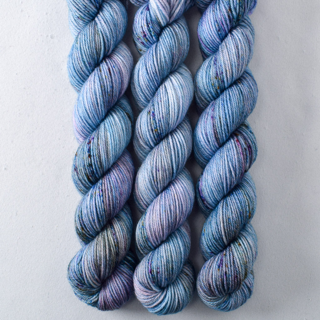 Blue Savannah - Miss Babs Yowza Mini superwash Merino wool yarn