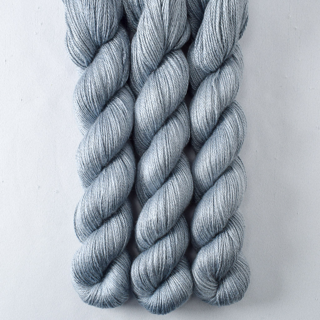 Blue Slate - Miss Babs Holston yarn