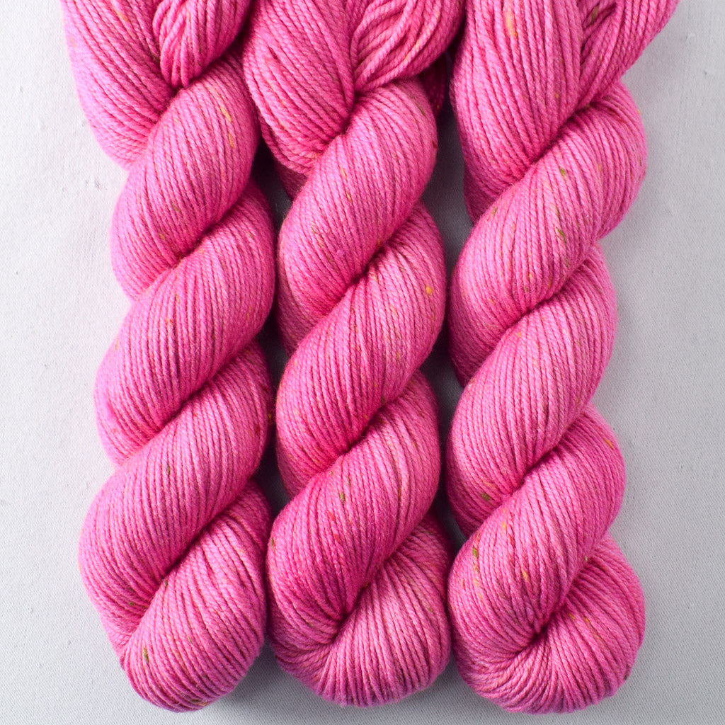 Bottle Ring - Miss Babs Cupcake yarn