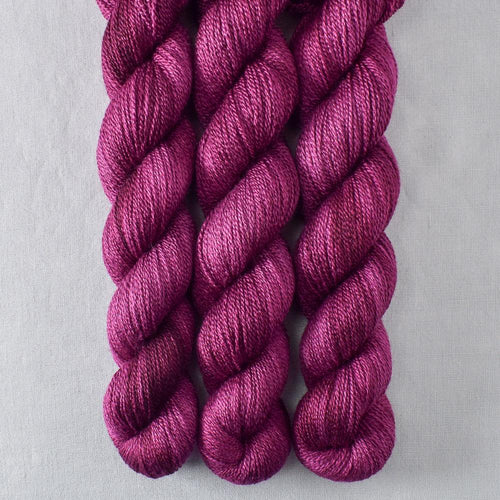 Bougainvillea - Miss Babs Yet yarn