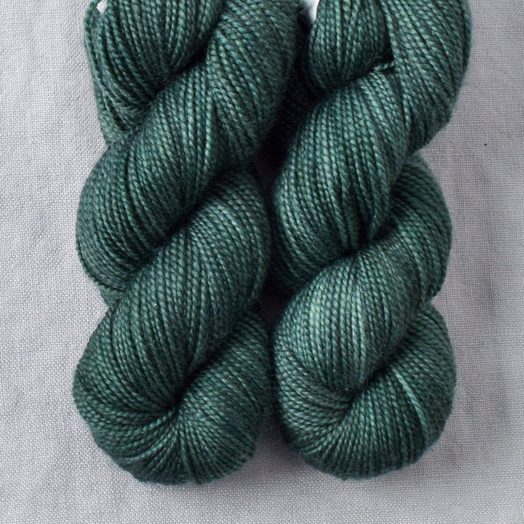 Brammo Bay - Miss Babs Yummy 2-Ply Toes superwash Merino wool yarn