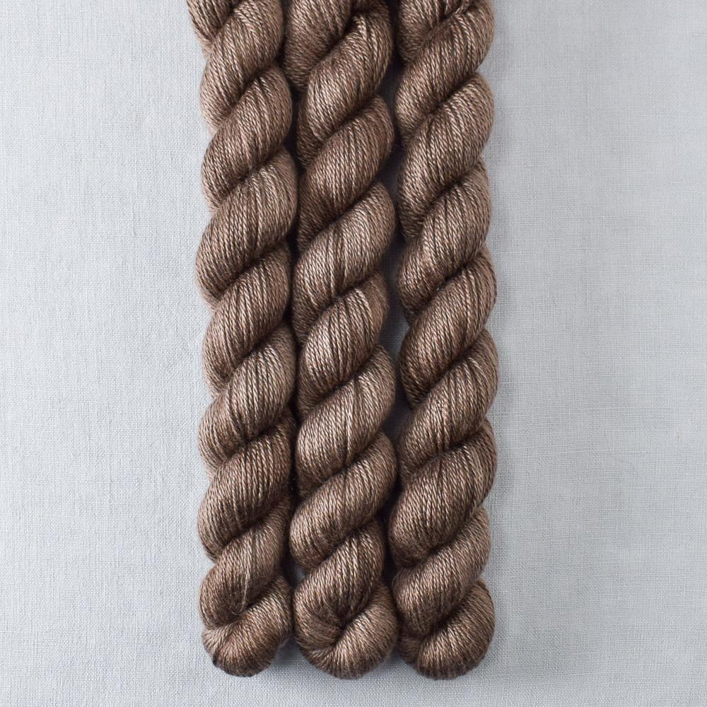 Bruin - Miss Babs Sojourn cashmere and silk yarn