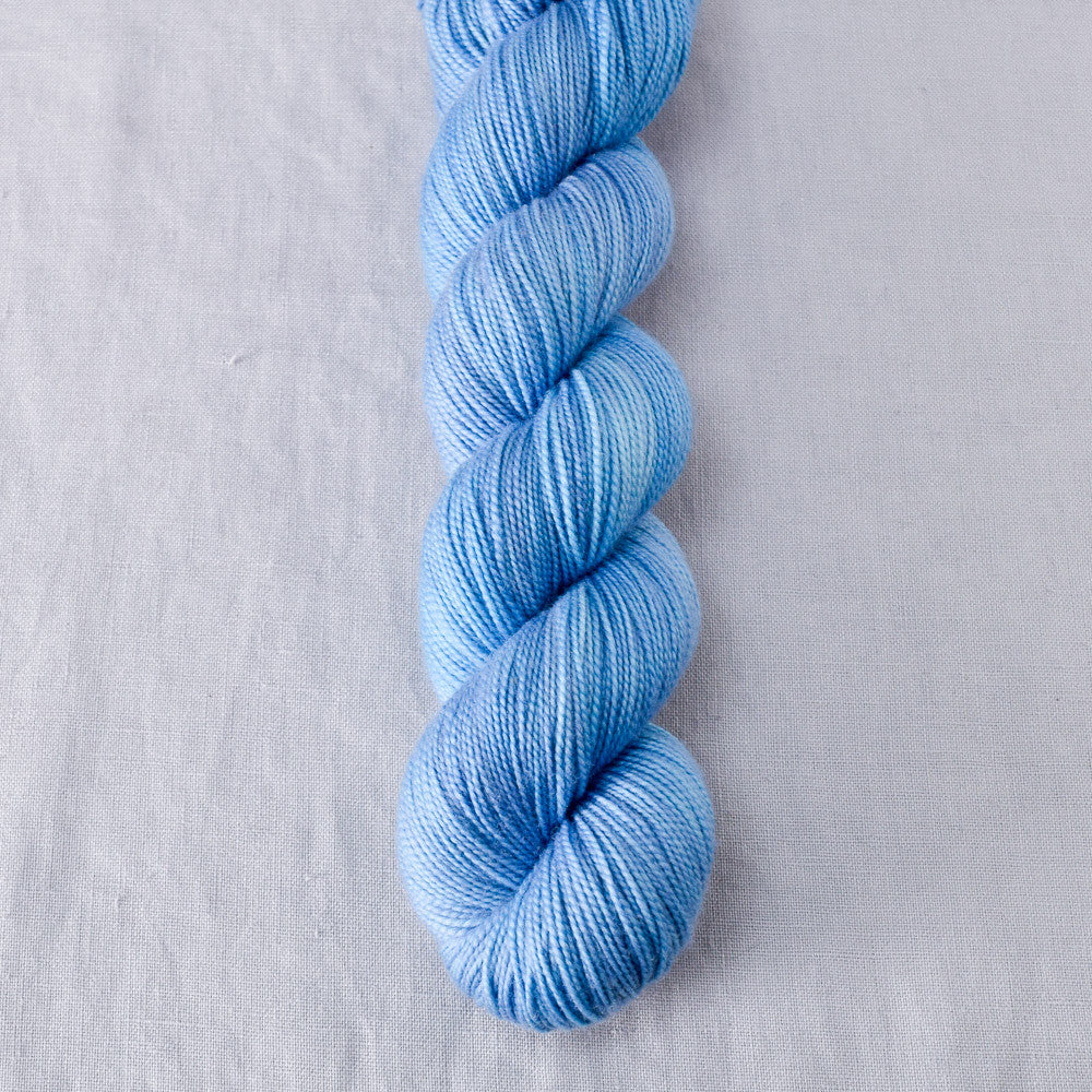 Budgie - Miss Babs Yummy 2-Ply superwash Merino wool yarn