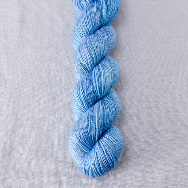 Budgie - Miss Babs Yummy 2-Ply yarn