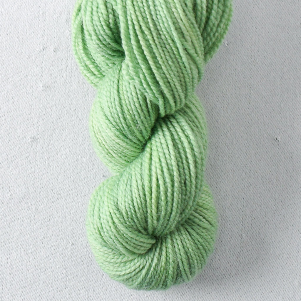 Butter Bean - Miss Babs Yummy 2-Ply Toes superwash Merino wool yarn