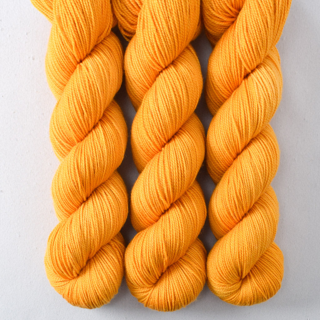 Calendula - Miss Babs Yummy 2-Ply superwash Merino wool yarn