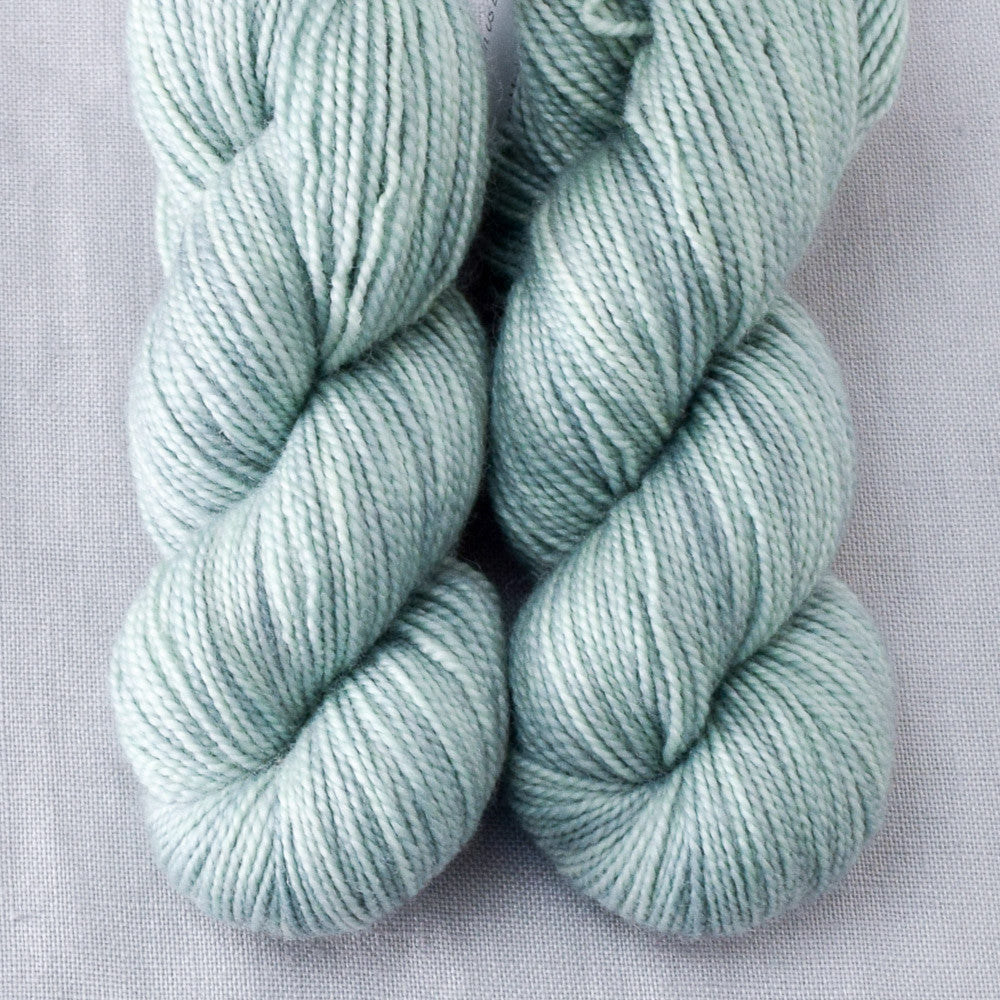 Caru - Miss Babs 2-Ply Toes yarn