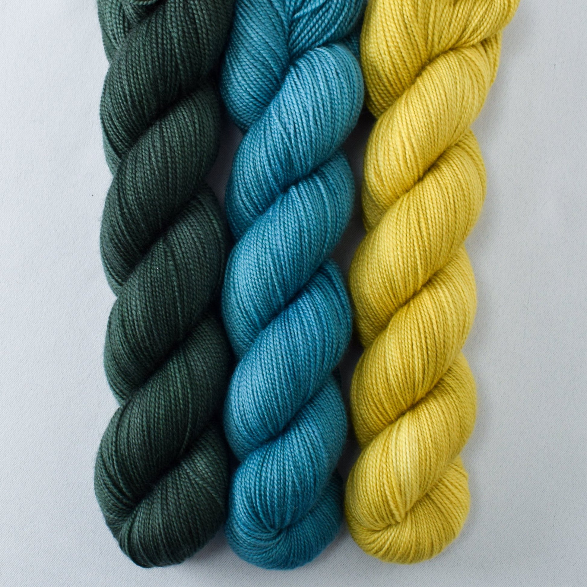 Chrysoberyl, Coos Bay, Dunk - Miss Babs Yummy 2-Ply Trio