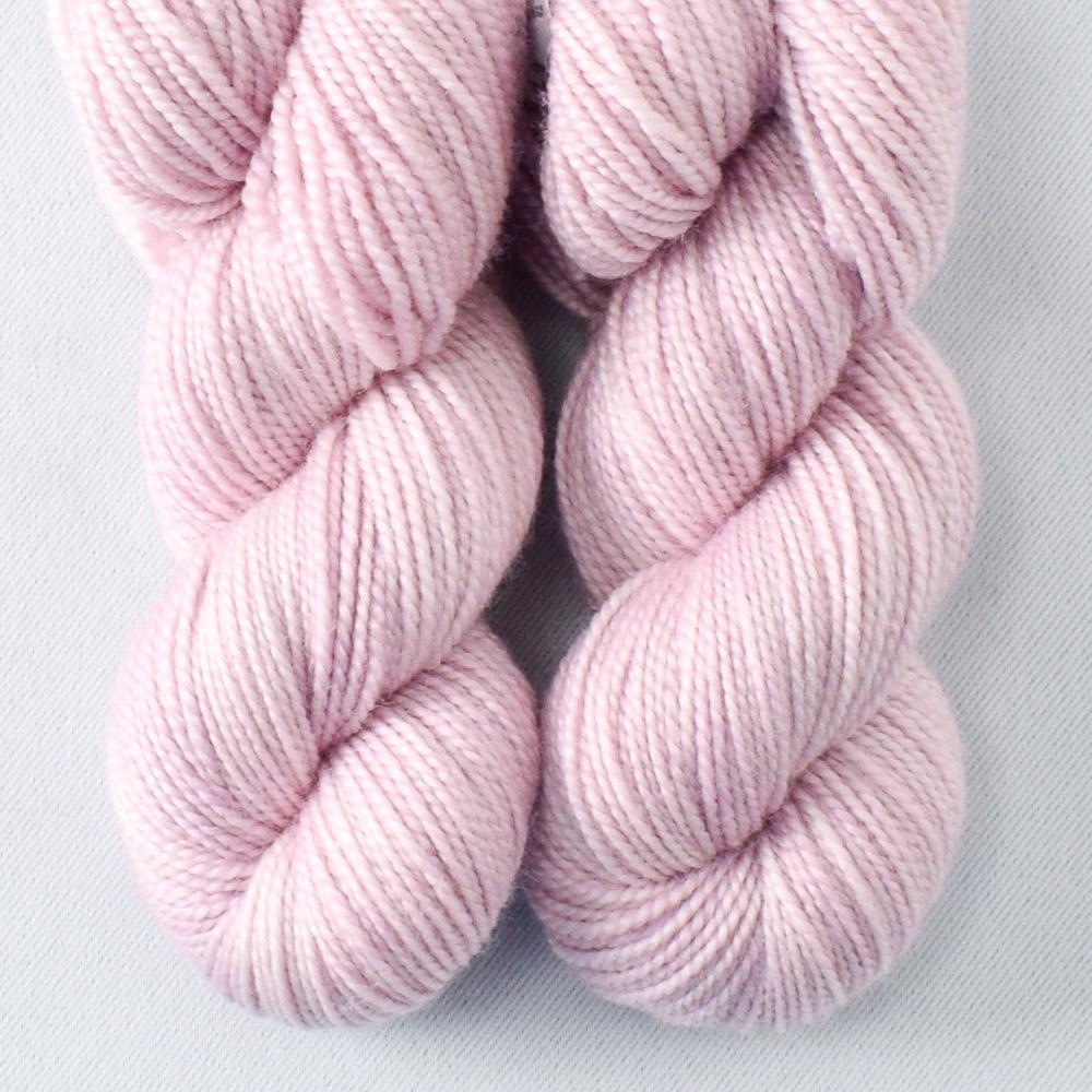 Cloudblush - Miss Babs Yummy 2-Ply Toes superwash Merino wool yarn