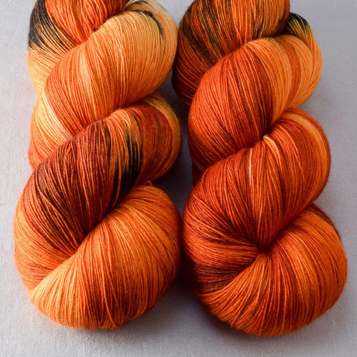 Clownfish - Miss Babs Katahdin yarn