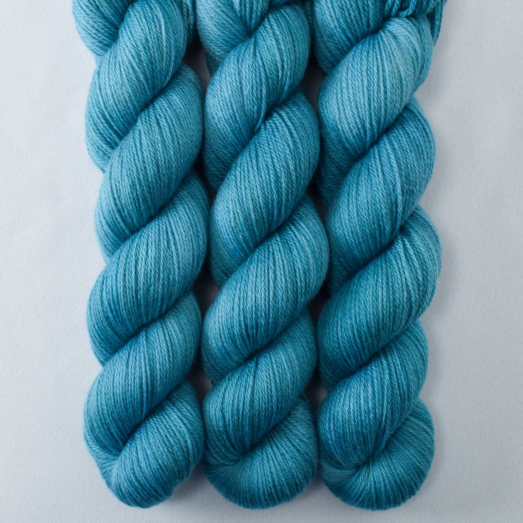 Coos Bay - Miss Babs Caroline merino-cashmere-nylon yarn