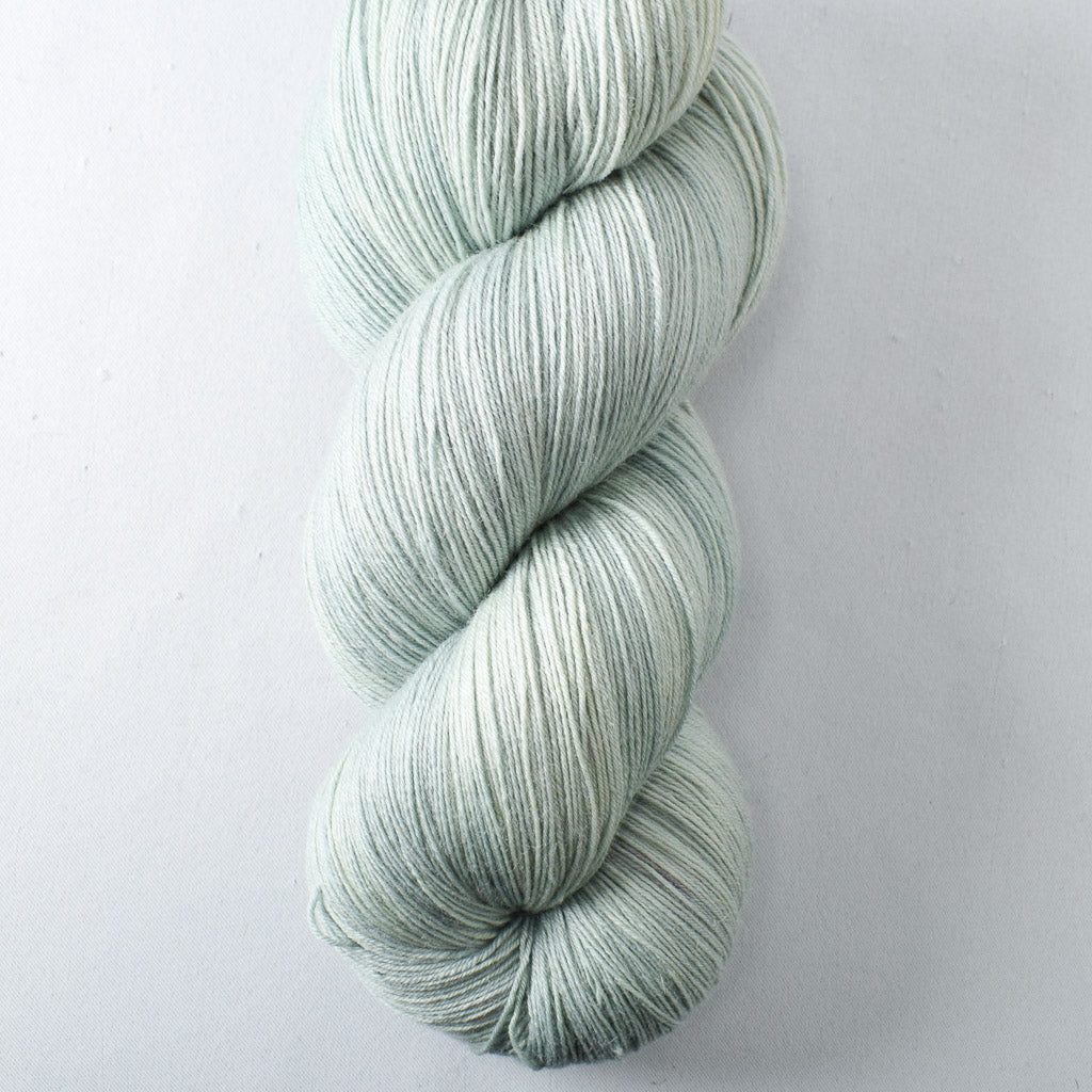 Coventry - Miss Babs Katahdin yarn