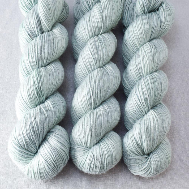 Coventry - Miss Babs Tarte yarn