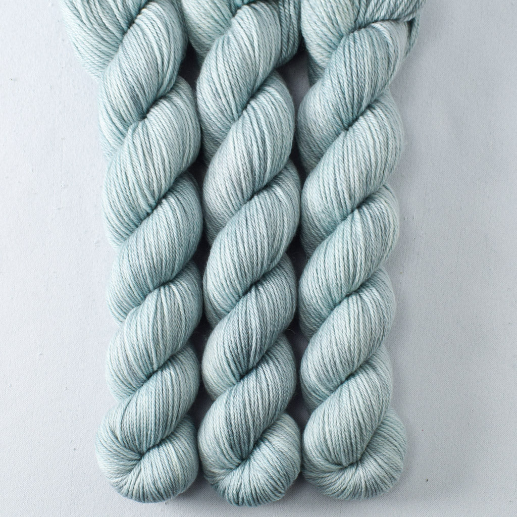 Coventry - Miss Babs Yowza Mini superwash Merino wool yarn