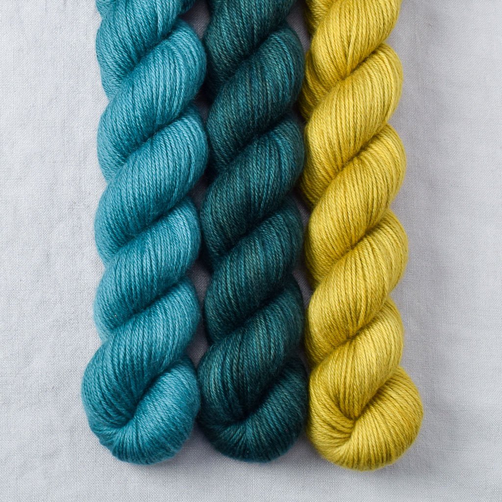 Cumin, Rainforest, Topaz - Miss Babs Yowza Mini Trio