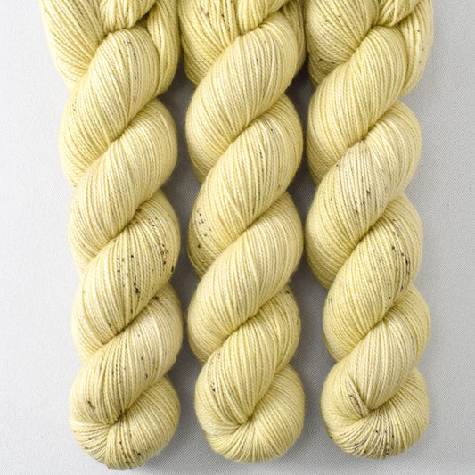 Curlew - Miss Babs Yummy 2-Ply yarn