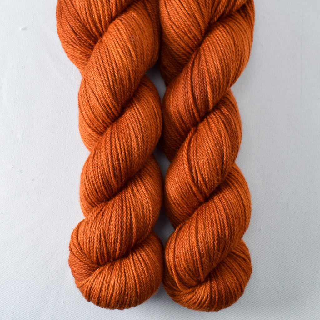 Cygnus - Miss Babs Killington 350 yarn