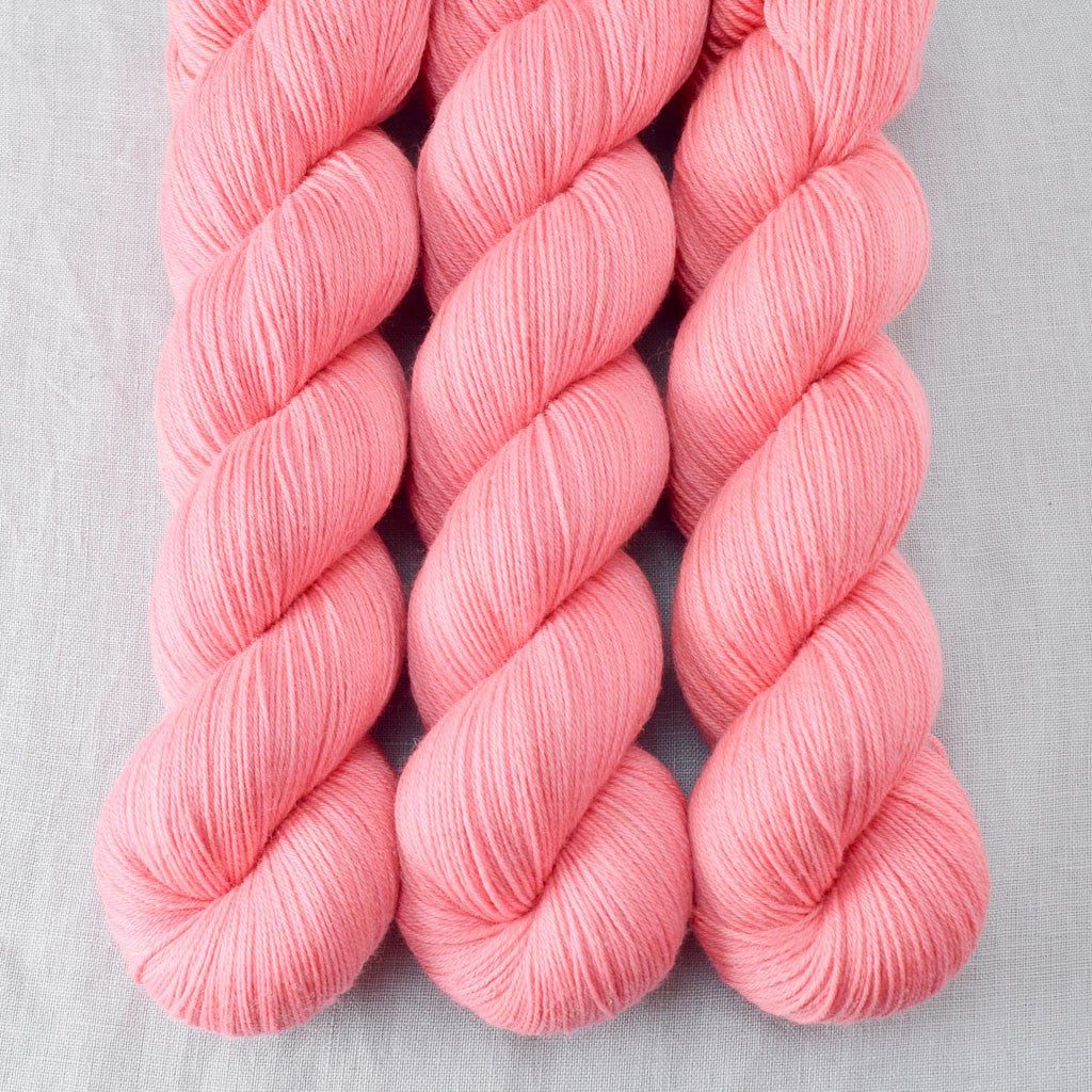 Dahlia - Miss Babs Tarte yarn