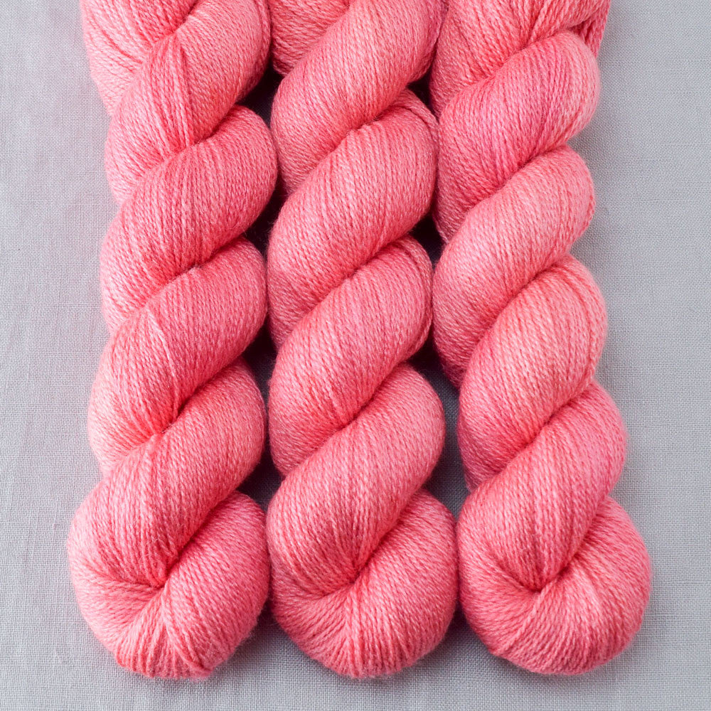 Dahlia - Miss Babs Yet yarn