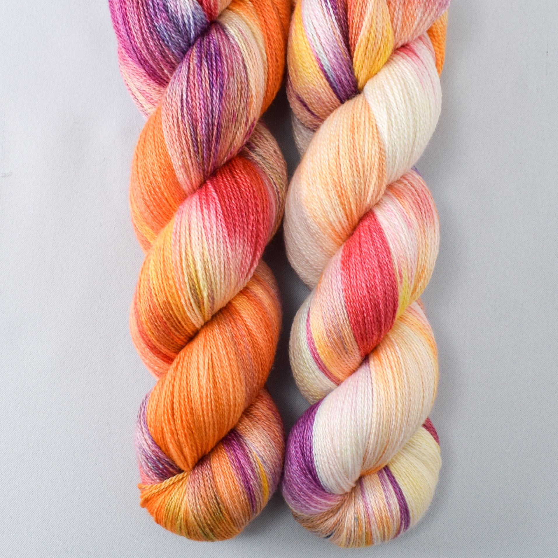 Daisies - MDSW 2021 - Miss Babs Yearning yarn