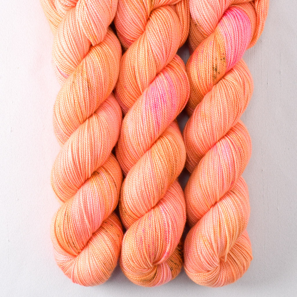 Dancing Spirit - Miss Babs Avon yarn